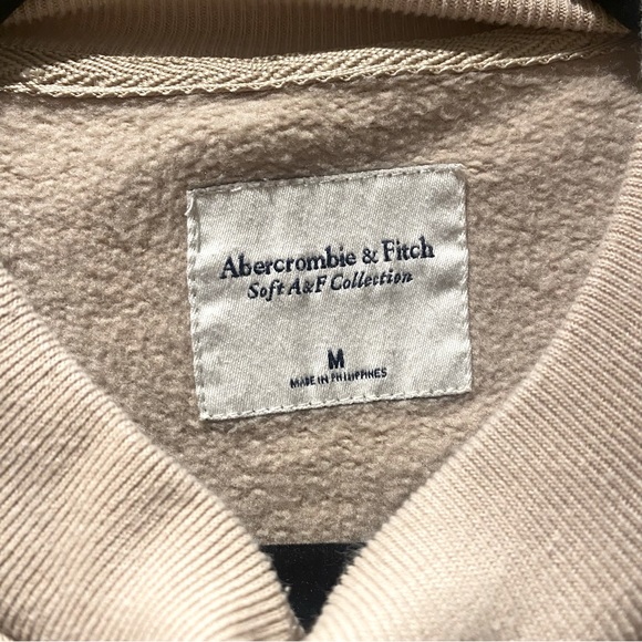 Abercrombie Crewneck Sweater - Picture 4 of 5